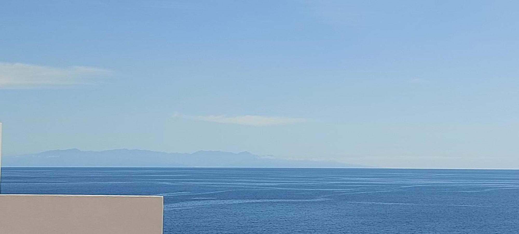 Las Olas Atico Penhouse With Terrace And Sea View, 2 Bedrooms La Caleta  المظهر الخارجي الصورة