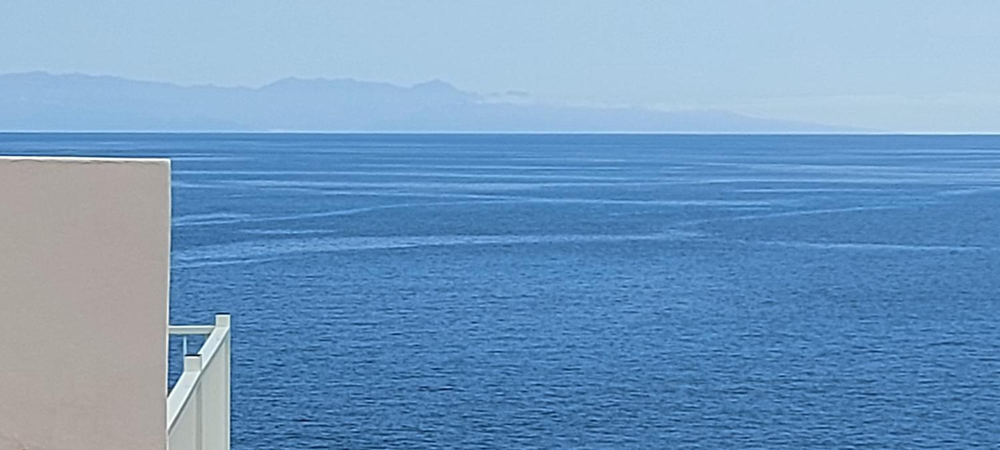 Las Olas Atico Penhouse With Terrace And Sea View, 2 Bedrooms La Caleta  المظهر الخارجي الصورة